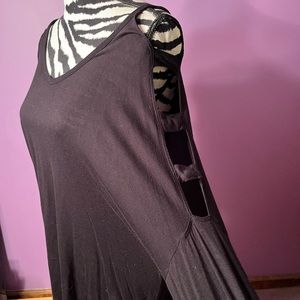 Zenana outfitters, size M, color black